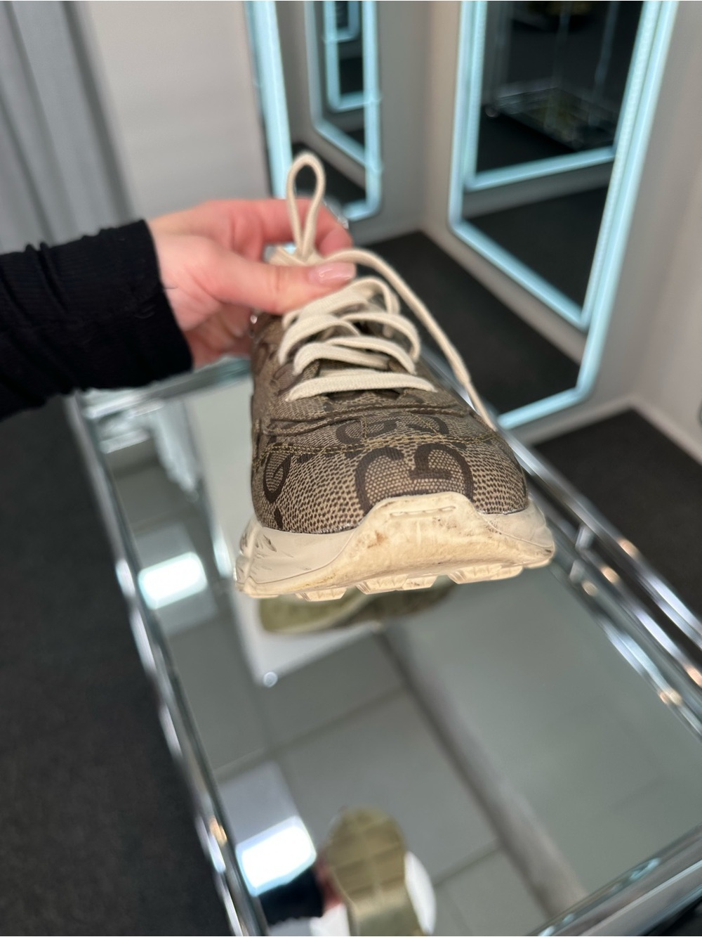 Gucci Rython Sneaker - Picture 8 of 11